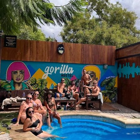 Gorilla Hostel Mendoza Extérieur photo